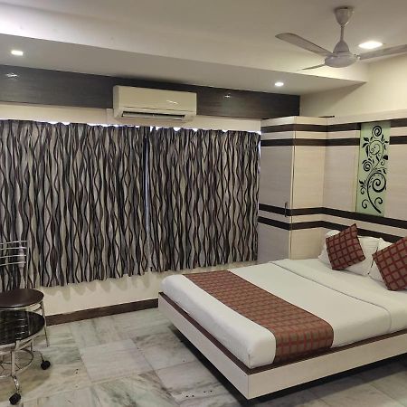 Hotel Oc Residency Mumbai Exterior foto